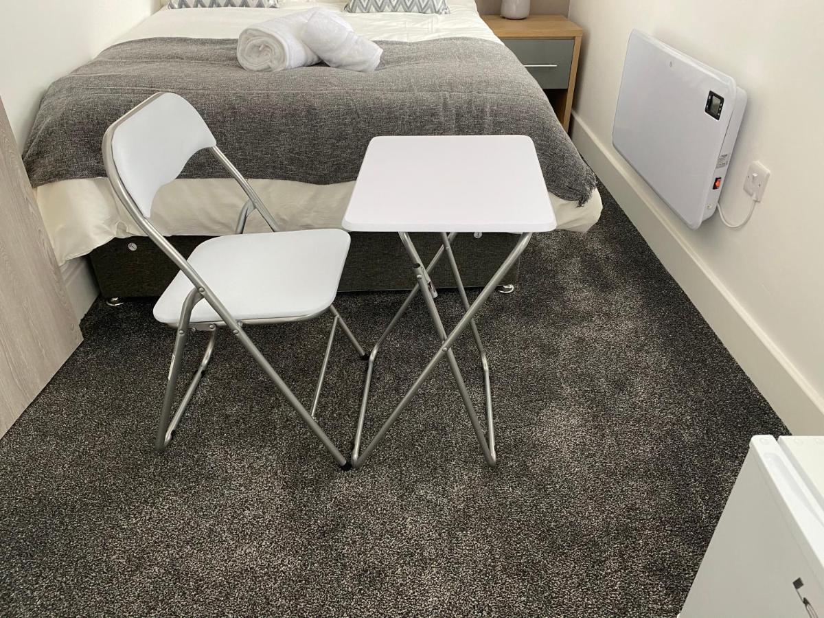 2A Spv Double En-Suite Room เวคฟิลด์ ภายนอก รูปภาพ